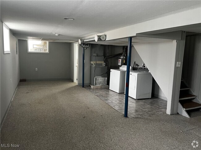 Building Photo - 1415 Olivewood Ave Rental