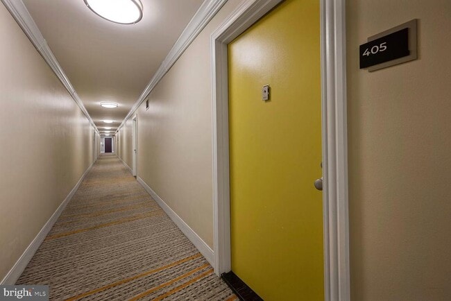 Building Photo - 2939 Van Ness St NW Unit 405 Rental