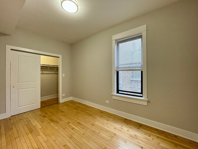 Photo - 2143 N Keystone Ave Unit 2143 North Keystone Avenu