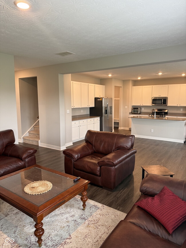 Photo - 17132 Seaboard Pl