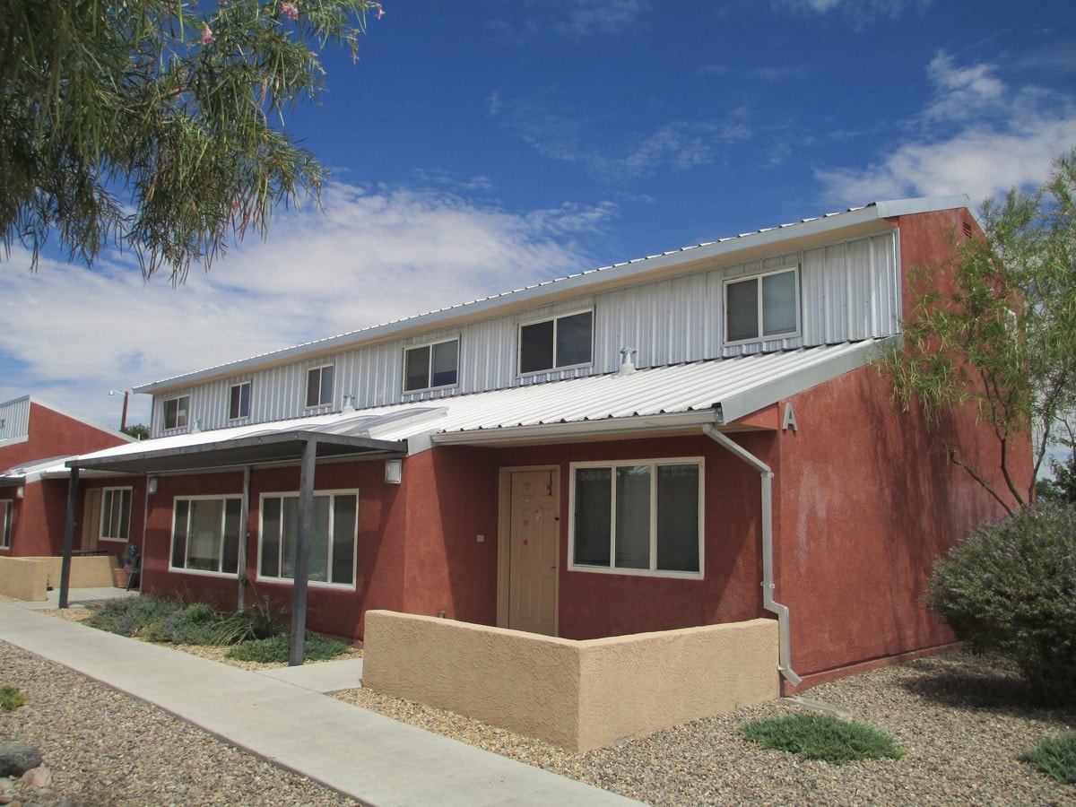 Belen Crossing Apartments - Belen Crossing Apartments