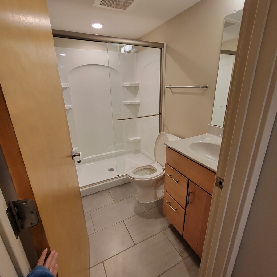 Photo - Campus Courts