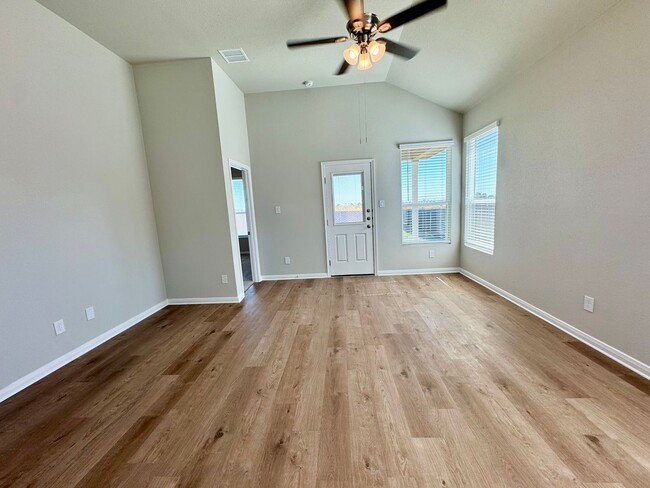 Photo - Stunning 3x2 Luxury Duplex in Buda, TX!