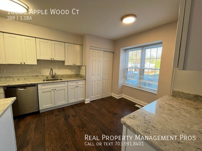 10080 Apple Wood Ct