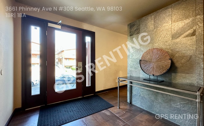 Photo - 3661 Phinney Ave N
