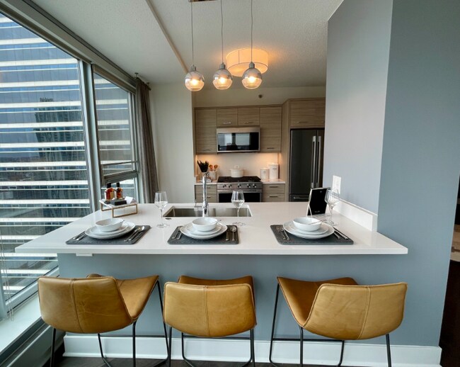 Photo - 289 N Canal St