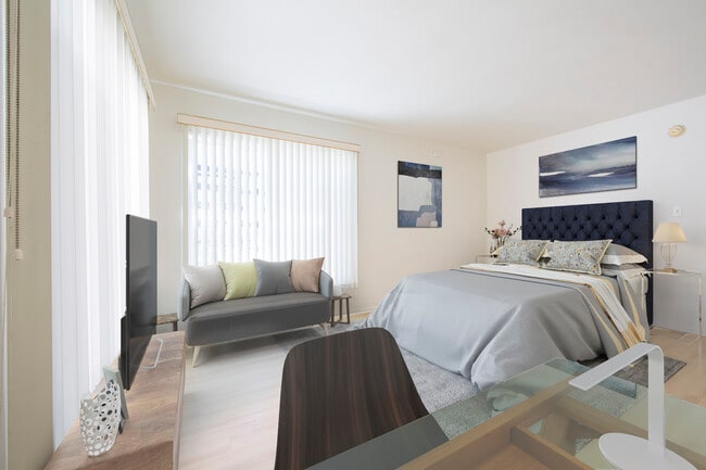 Photo - Gayley Manor Apartments