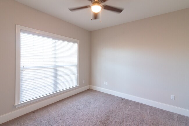 Photo - 108 Preserve Ct House