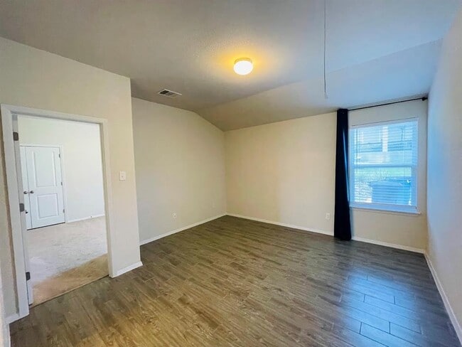 Photo - 3803 Overhill Dr