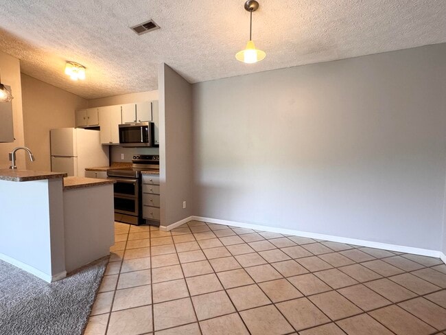 Photo - 38 Woodland Hills Dr
