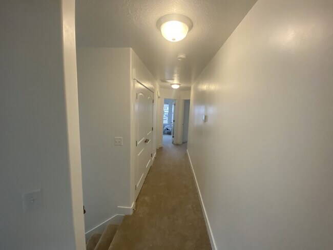 Photo - 279 W 660 N