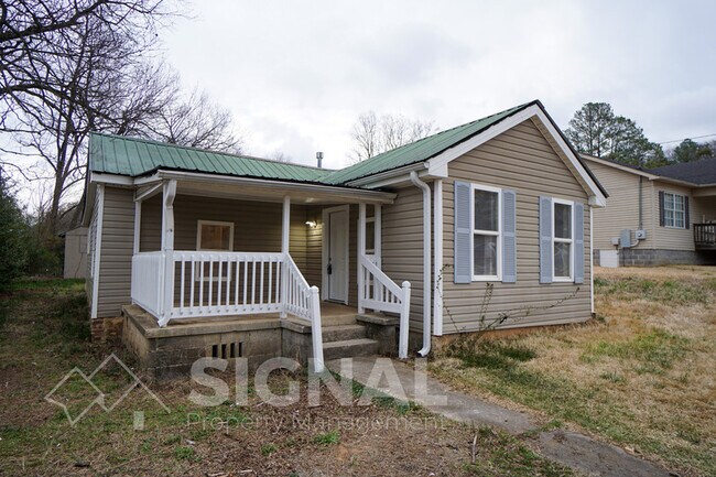 Photo - 8432 Lawley Ave