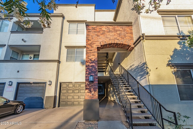 Building Photo - 3302 N 7th St Unit 344 Rental
