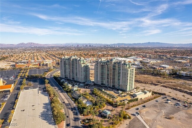 Building Photo - 9103 Alta Dr Unit 1502