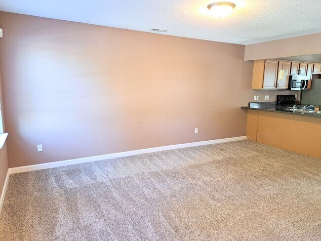 Photo - 302 Burley Dr