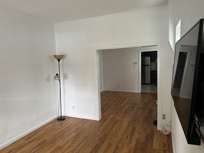 Photo - 67 Pennsylvania St