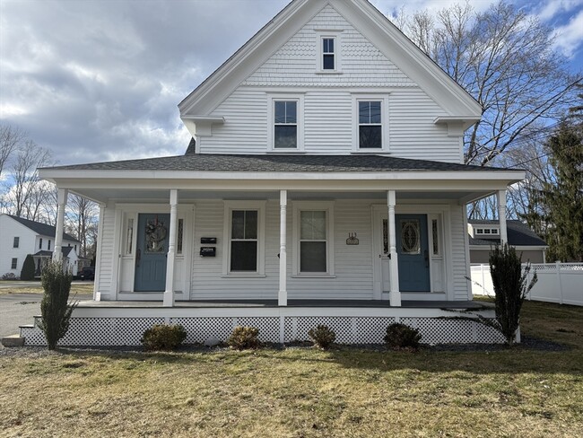 Building Photo - 113 Union St Unit 2