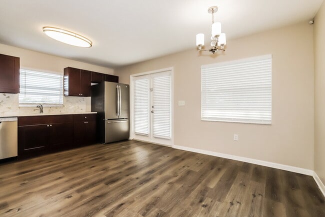 Photo - 2304 Pleasure Run Dr