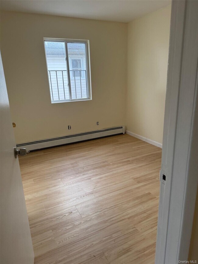 Photo - 163-27 Phroane Ave Unidad 2nd FL