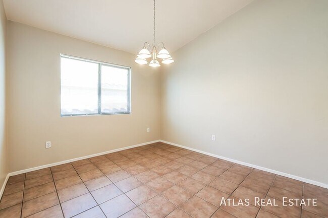 Photo - 662 S Painted River Way House