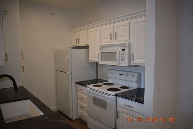 Photo - Beautiful Ground Floor Condo in Falling Water Condominiums!!