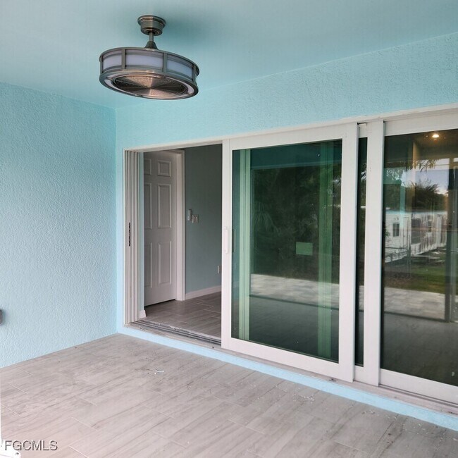 Photo - 5653 Genesee Pkwy