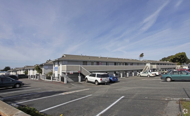 San Pablo Terrace Apartments
