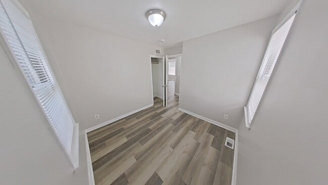 Photo - "3-Bedroom Home in Roseville - Spacious 1294 Sq Ft Comfort!"