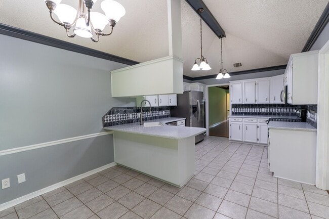 Photo - Charming 3 Bedroom Home in Dogwood Hills