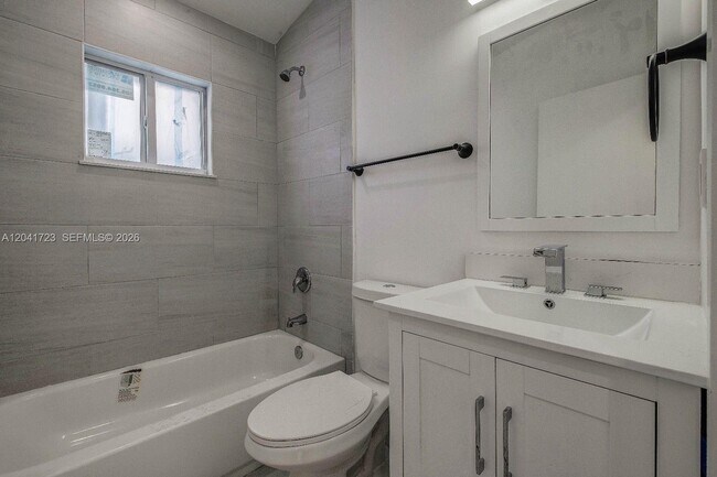 Photo - 7777 NW 8th Ct Unidad A