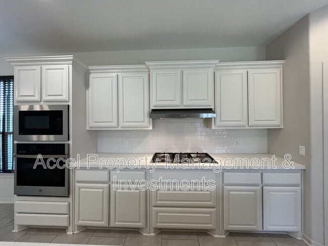 Photo - 3302 Oriole Dr