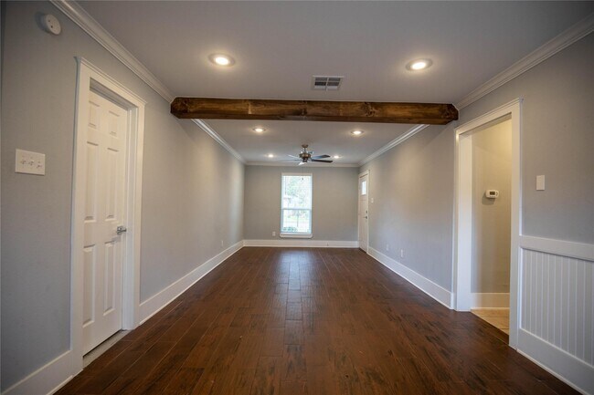 Photo - 4419 Reynaldo Dr