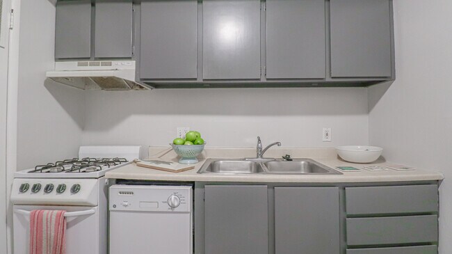 Photo - Southridge Apartments