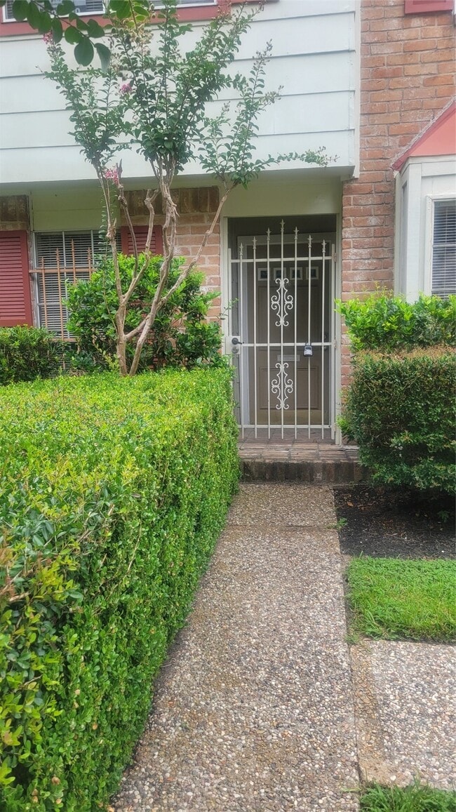 Building Photo - 8367 Nairn St Rental