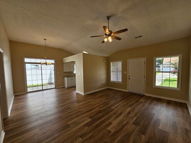 Photo - 1802/1804 Barberry Dr