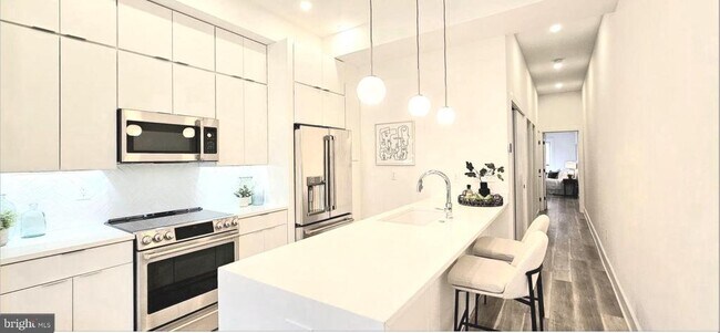 Photo - 2015 13th St NW Unit 2