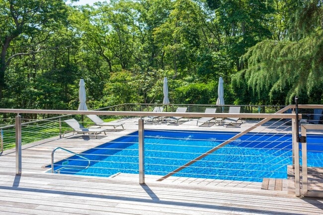 Photo - 12 Coultes Ln