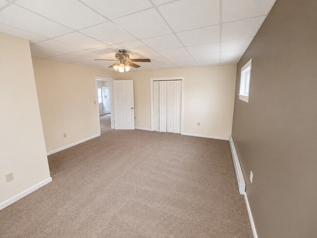 Photo - 1276 Main St