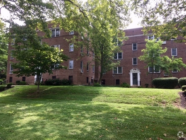 Building Photo - Buchanan Court Rental