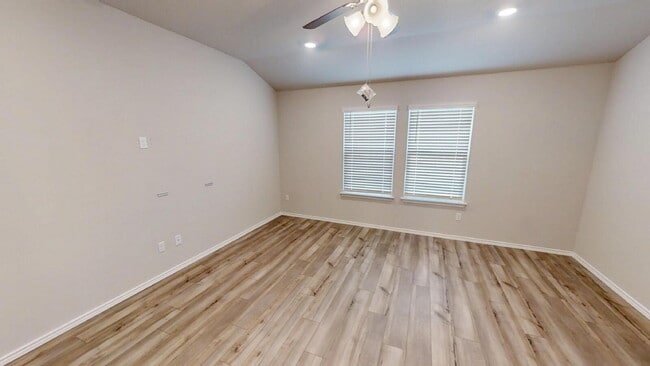 Photo - "Spacious 4-Bedroom Gem on Luella Drive – Your Perfect Killeen Retreat!"