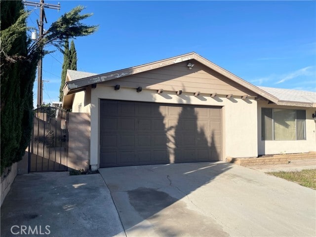 Photo - 830 W Rosewood St