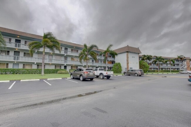 Building Photo - 2100 Springdale Blvd Unit 205 Rental