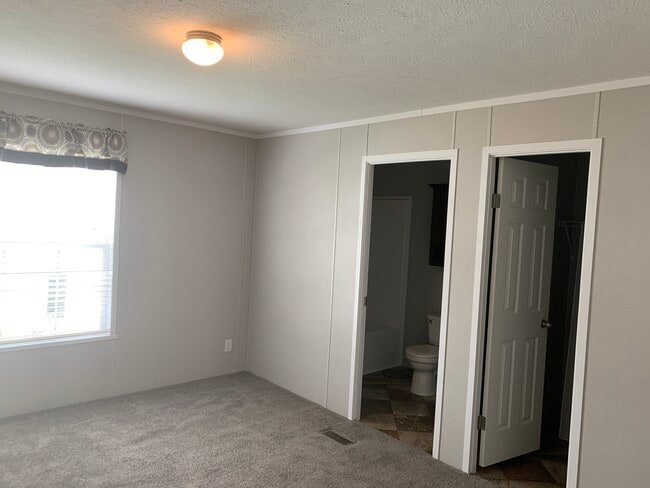 Photo - 316 Chevalier Dr