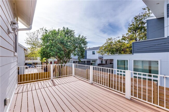 Photo - 1907 E 17th St