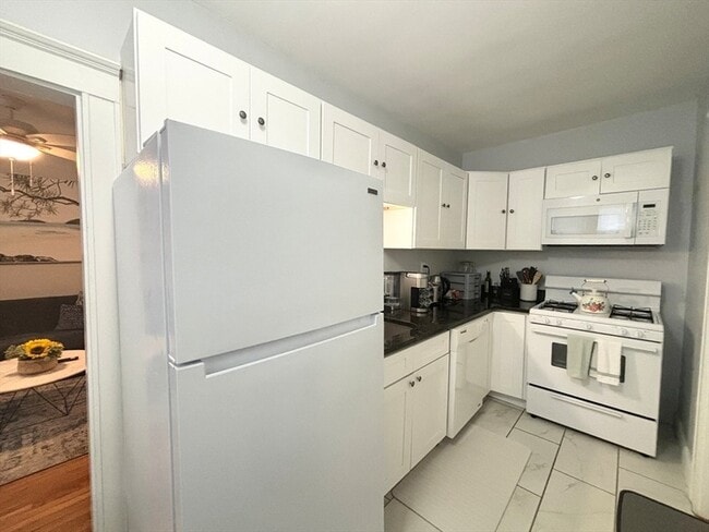 Photo - 15 Ives St Unit 28