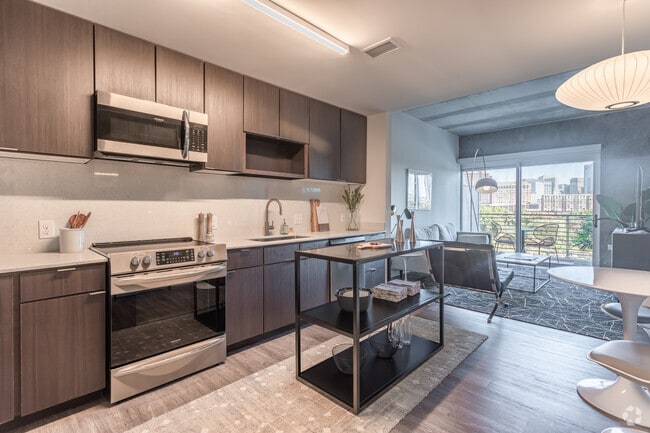 1BR,1BA,- The Imperial