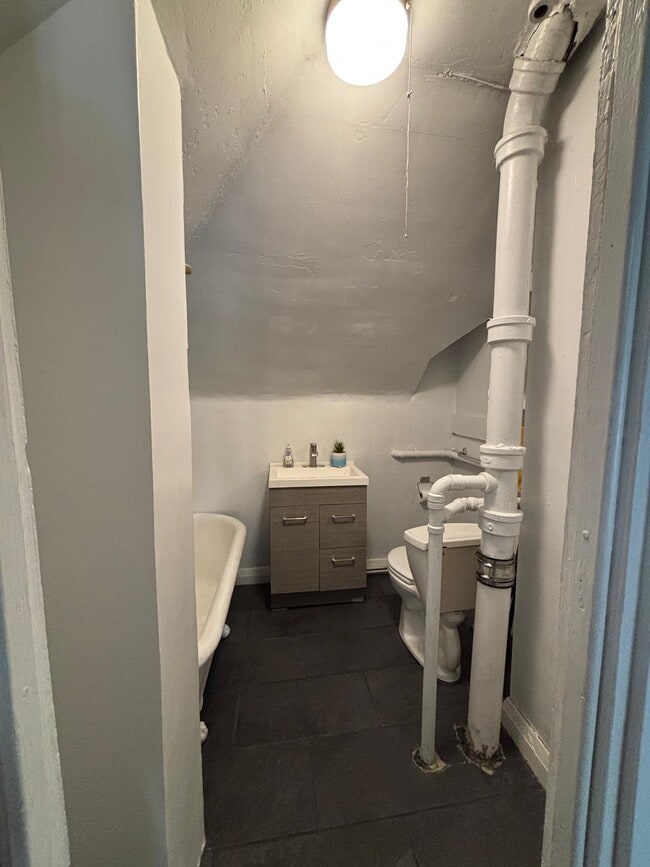 Photo - 10815 Drexel Ave