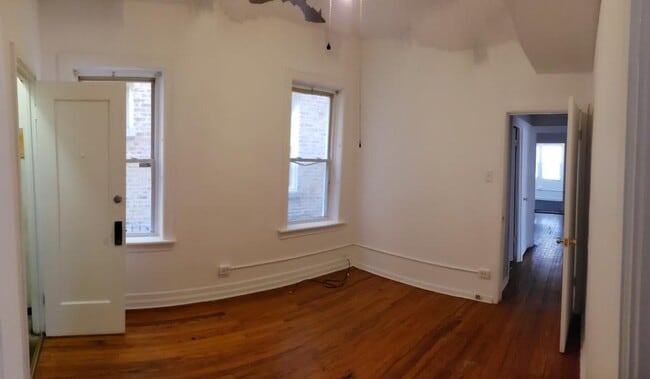 Photo - 7112 S King Dr