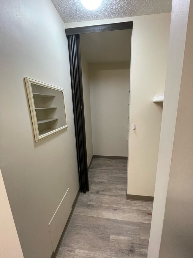 Building Photo - 13516-102 102 St NW Unit 303