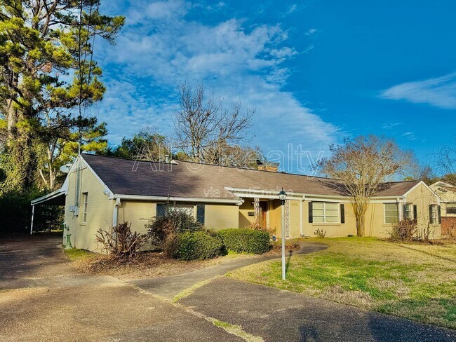 Photo - 2767 Biltmore Ave